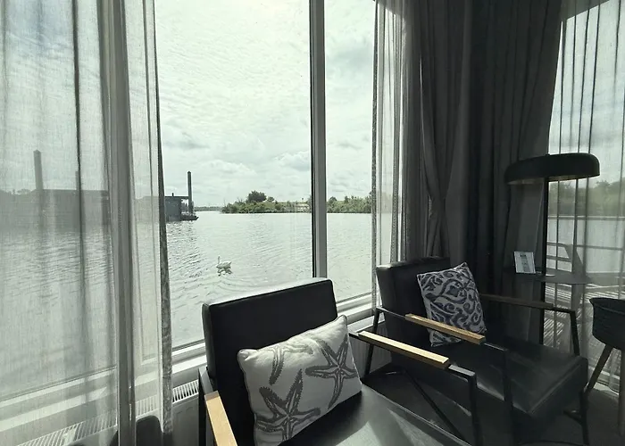 De Maasterp - Watervillage 5 Tekne