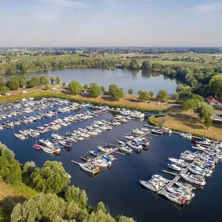 Botel De Maasterp - Watervillage 5 Ohé en Laak